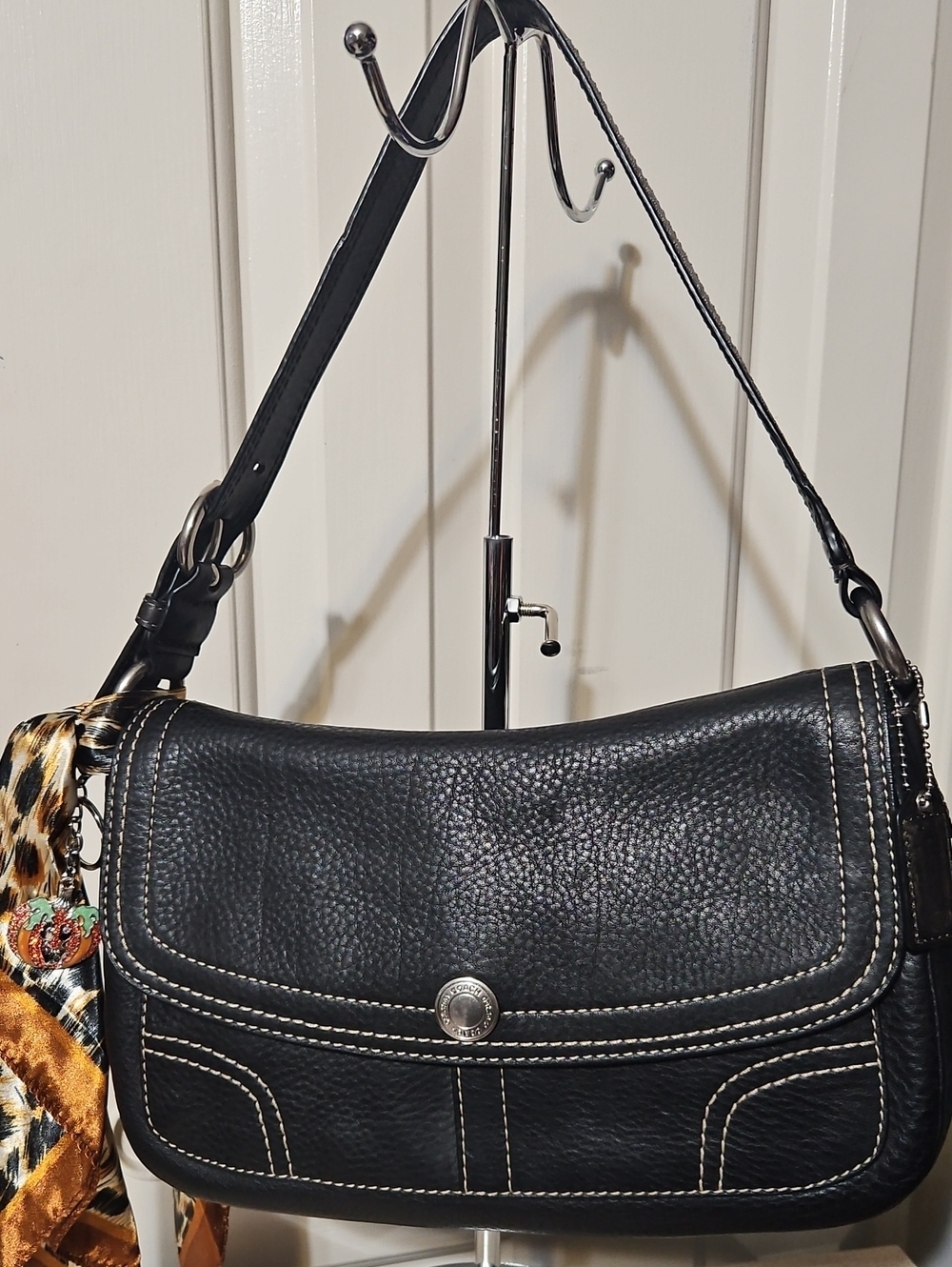Coach EUC Chelsea Black Pebbled Leather Shoulder Bag